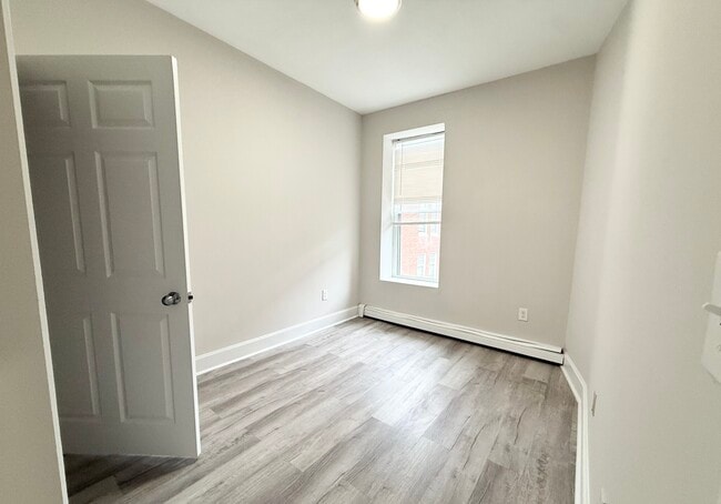 Photo - 53 Ruggles St Unidad 4B