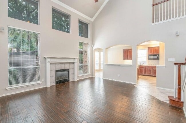 Photo - Lovely home nestled in south Arlington