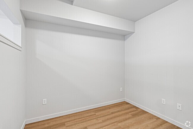 Studio - 528SF - Bedroom