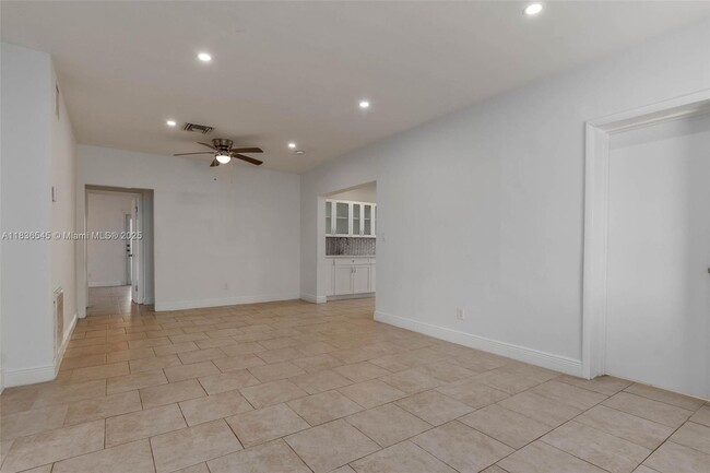 Photo - 3916 SW 58th Ave