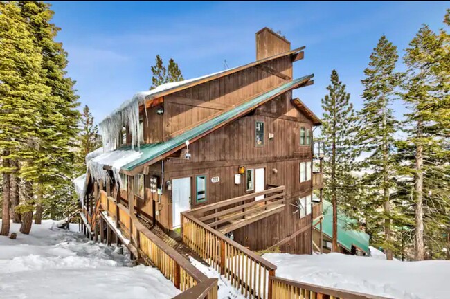 Building Photo - Available for long- or short-term rent. Av... Rental