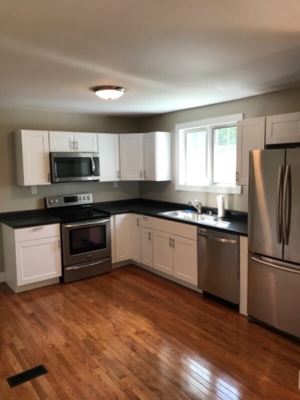 Photo - 916 Burris Ave