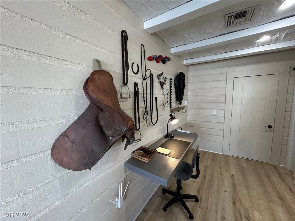 Photo - 6889 Beverly Glen Ave Unit b