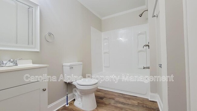 Photo - 421 Carolina Ave