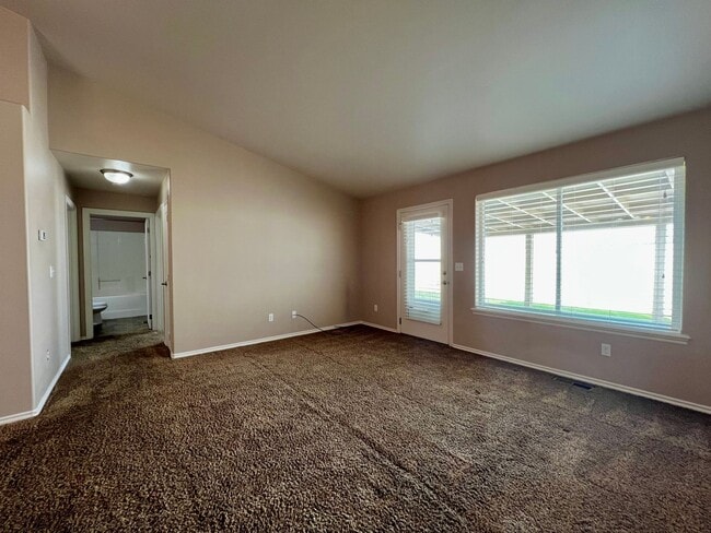 Photo - 1006 S 91st Ave Unit 2