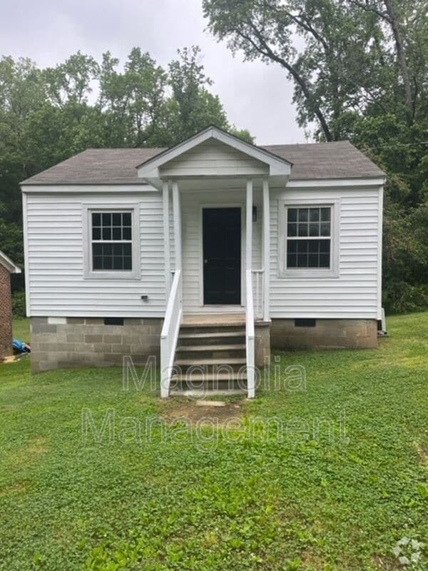 Building Photo - 490 Merriman St Rental