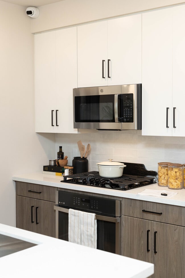Gourmet Kitchens with Gas Stovetops