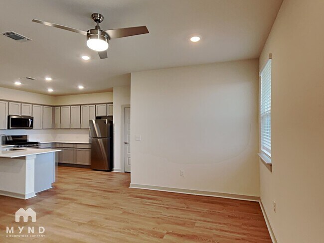 Photo - 10713 Fulton Ave