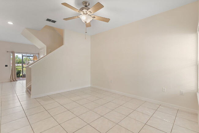 Photo - Spacious 3-Bedroom Condo Retreat in Bradenton – Your Perfect Home Awaits!