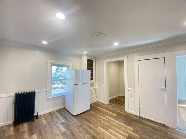 Photo - 348 Portland St