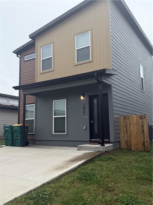 Photo - 1021 States Ave