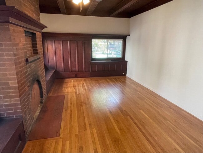 Photo - Charming & Bright 3 Bedroom 1 Bathroom Home Walking Distance to SJSU