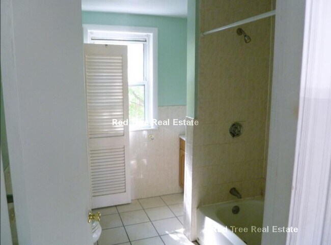 Photo - 12 Verndale St Unit 2