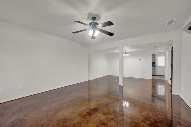 Photo - Townhome for Lease!