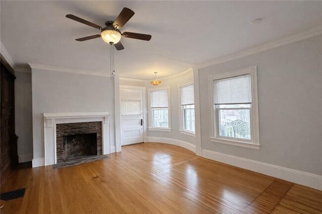 Photo - 739 Rock St Unit 1