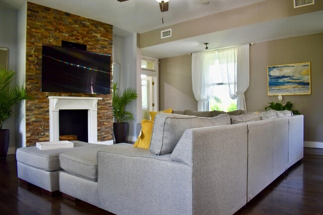 Photo - 2430 SW 130th Ave