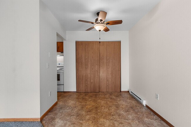 Oakridge Apartments