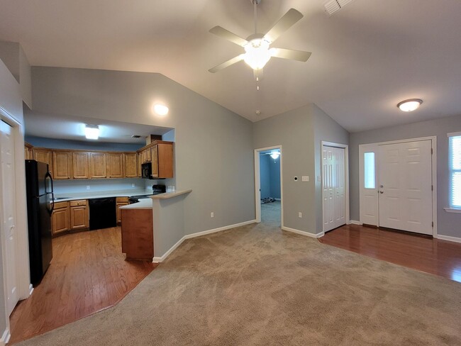 Photo - 3 bedroom townhome for rent July 6, 2026  renting for $1775
