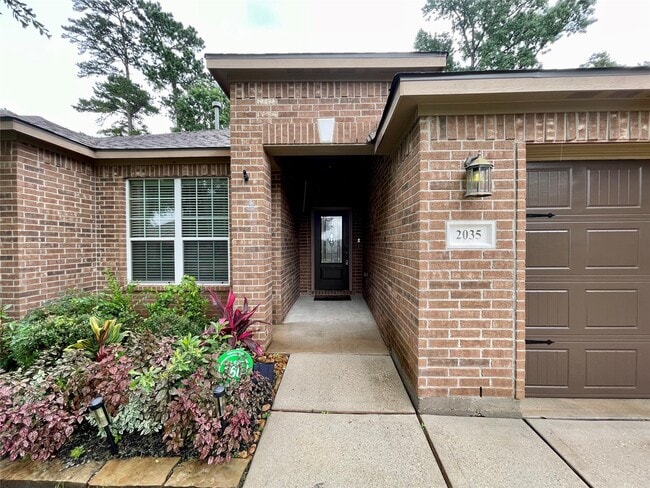 Photo - 2035 Borthwick Ln