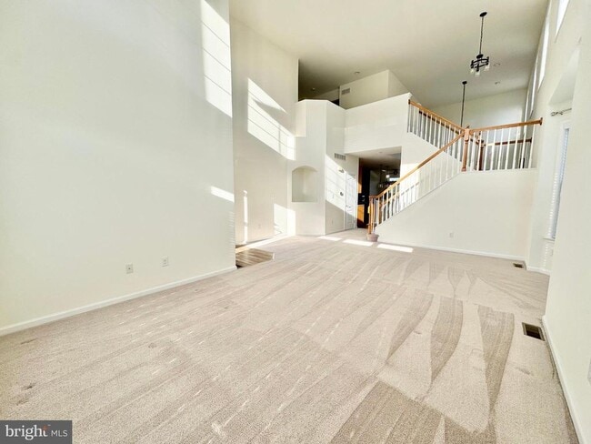 Photo - 231 Topaz Cir