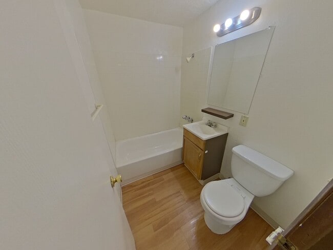 Photo - Hide-A-Way Apartments
