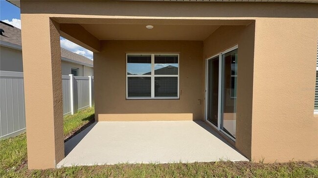 Photo - 504 Taylor Grvs St