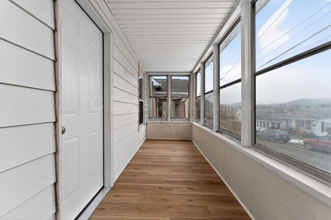 Photo - 2201 Gould Ave