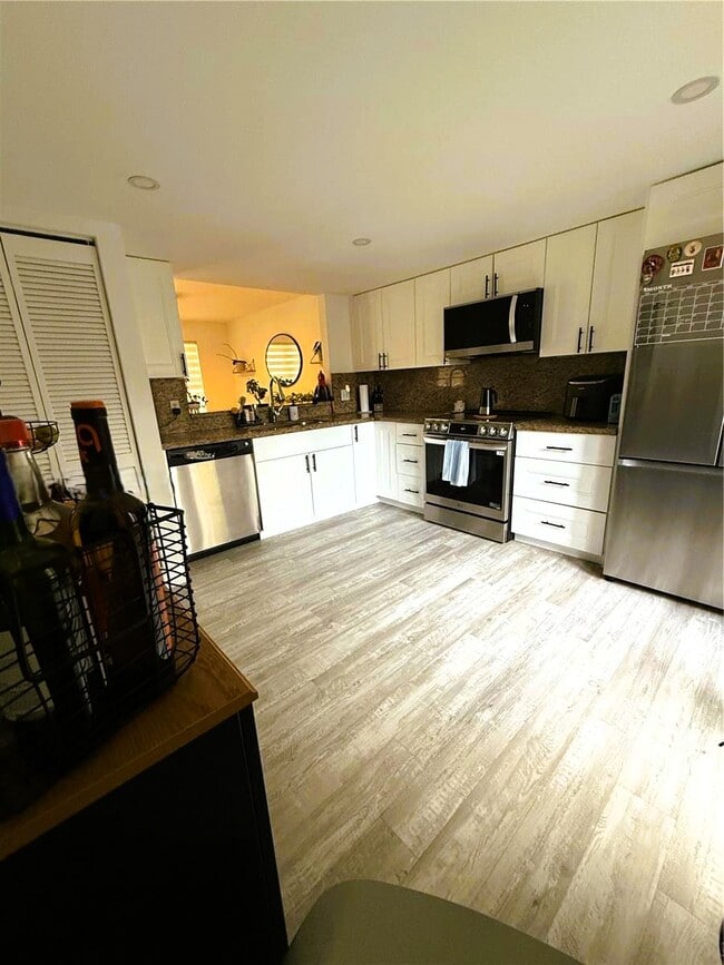 Photo - 5460 SW 70th Pl N