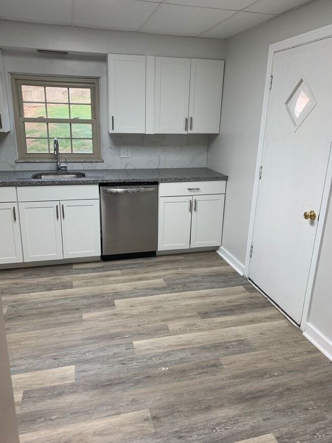 Photo - 2 or 3 bedroom Full Remodeled