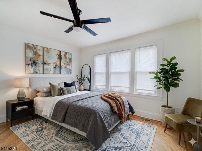 Photo - 97 La France Ave