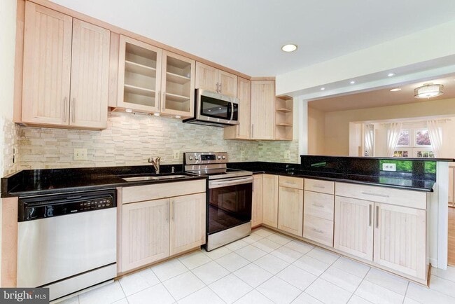 Photo - 8509 Jeffersonian Ct