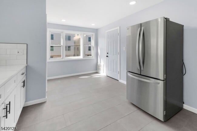 Photo - 157 Fairmount Ave Unidad 2