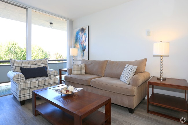 1BR, 1BA