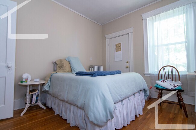 Photo - 16 Fuller St Unit 4