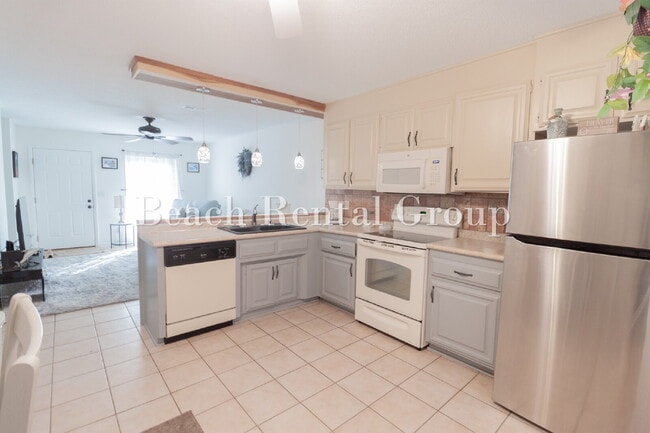 Photo - No HOA Furnished Townhouse close to Ocean Unit C