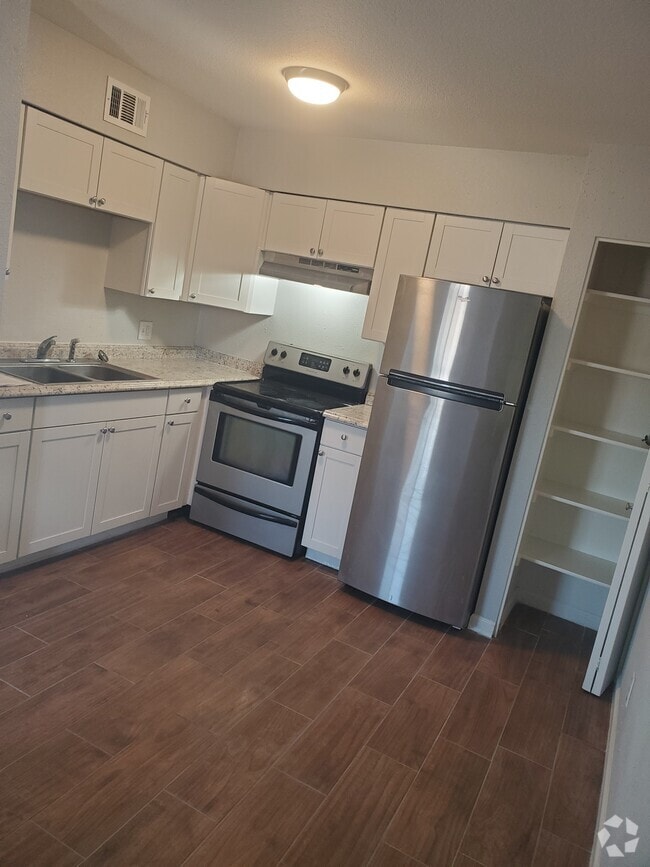 Building Photo - 426 E Quail Ave Unit #4 Rental