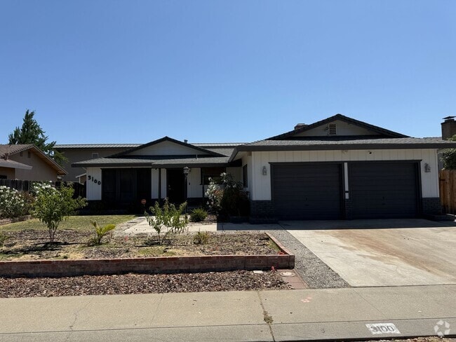 Building Photo - Updated single story home located in Ceres!