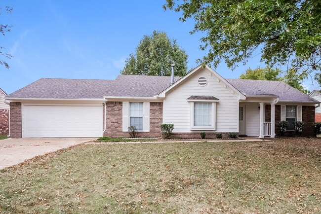 Photo - 7163 Windsor Dr