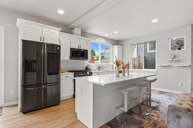 Photo - 1815 143rd Pl SW Unidad SI ID1579824P
