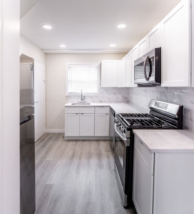 Photo - Grandview Gardens