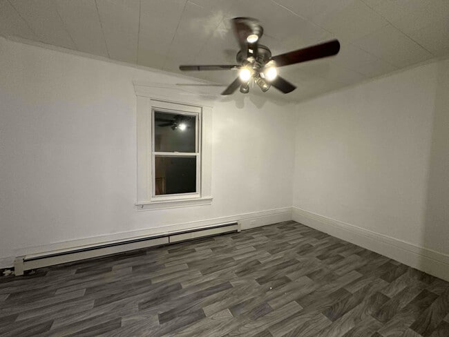 Photo - 715 Union St Unidad 2r