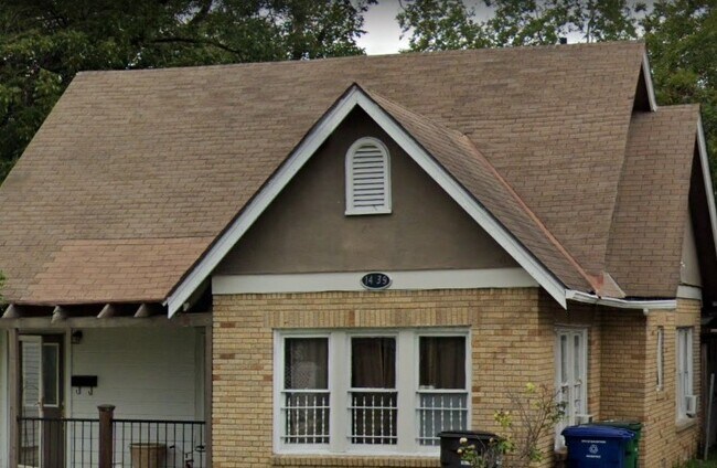 Photo - 1439 Schley Ave