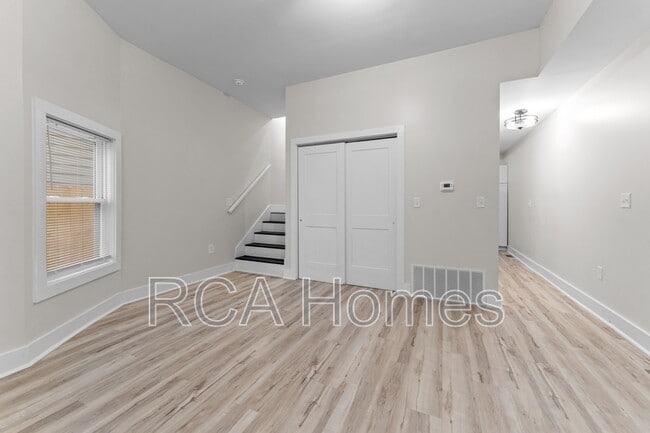 Photo - 35 N Walcott St