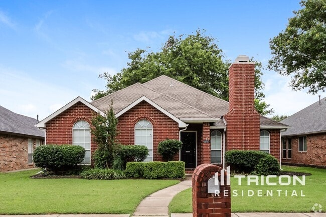 Building Photo - 11313 Newport Dr Rental