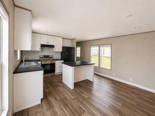 Photo - 16800 Jessica Rd