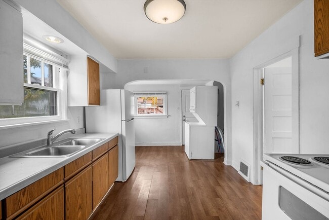 Photo - Charming Garland Area Home!