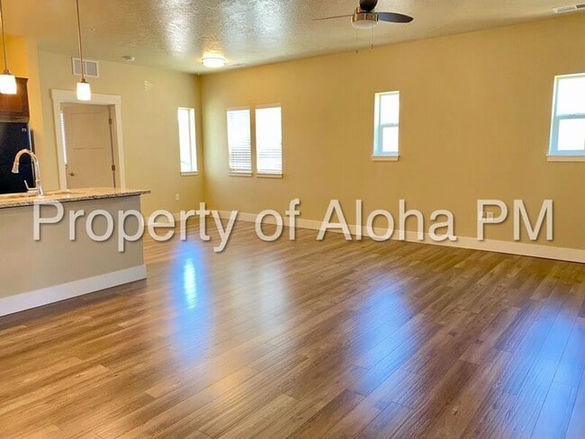 Photo - 3566 E Grand Forest Dr