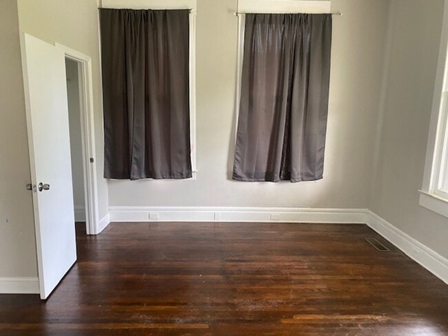 Photo - Three bedroom two bath house ready for a n...