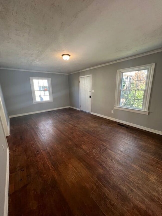 Photo - Newly Remodeled 2/1 Single Family House in...