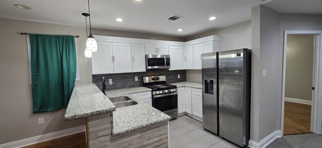 Photo - 2331 Feliciana St